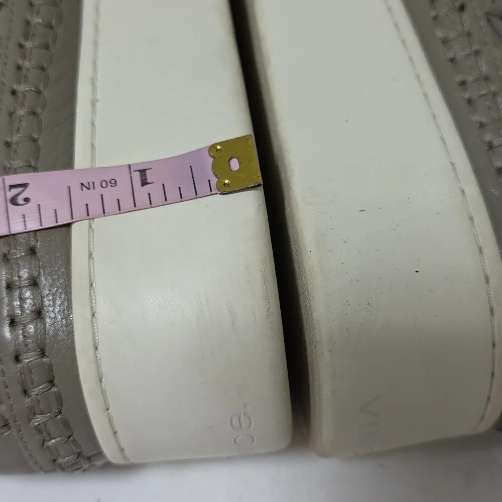 Vince‎ Stafford Women’s Sneakers Woven Gray Leather Slip On Shoes Size 8 M